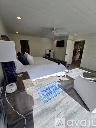 Clayton House: 151 Timpson Cove Rd