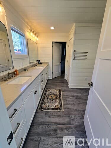 Clayton House: 151 Timpson Cove Rd