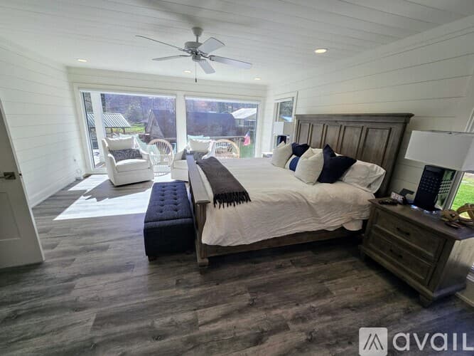 Clayton House: 151 Timpson Cove Rd