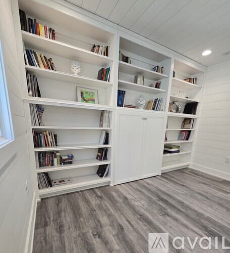 Clayton House: 151 Timpson Cove Rd