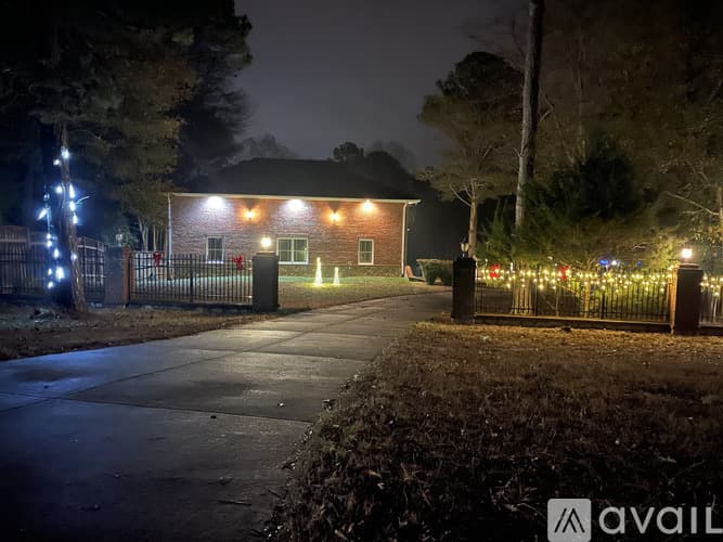 Gainesville House: 6620 Little Mill Rd