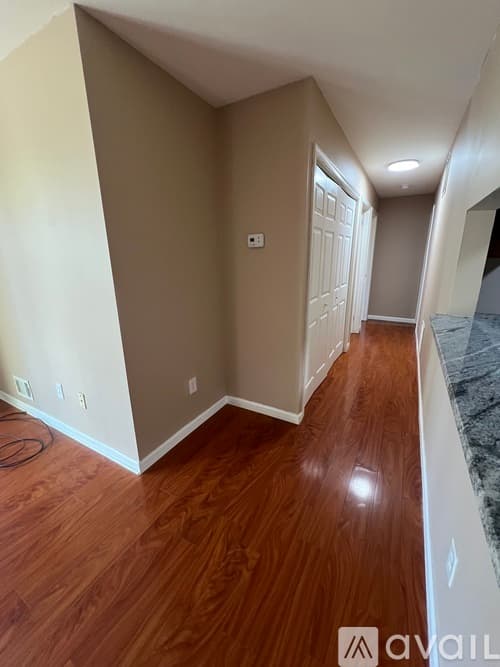 Galloway Apartment: 21 Cheshire Dr