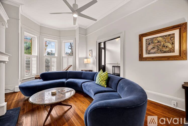 Savannah House: 313 W Bolton St