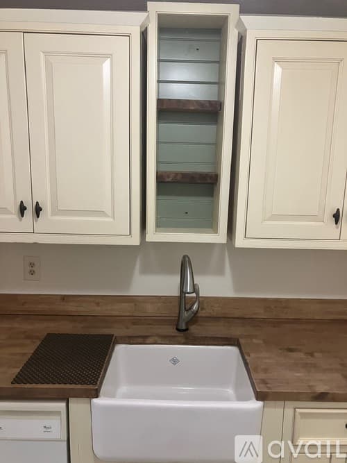 Rockland Condo: 119 Grove Street