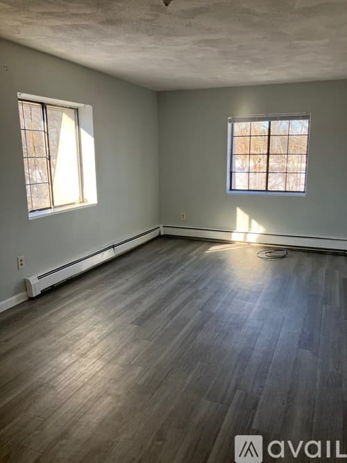 Rockland Condo: 119 Grove Street