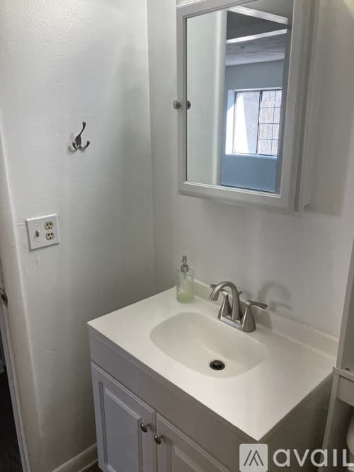 Rockland Condo: 119 Grove Street