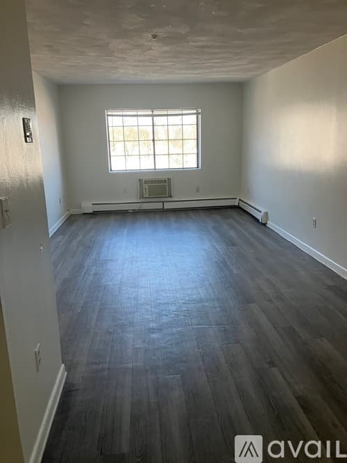 Rockland Condo: 119 Grove Street