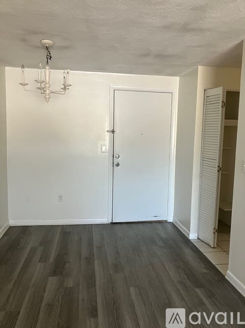 Rockland Condo: 119 Grove Street