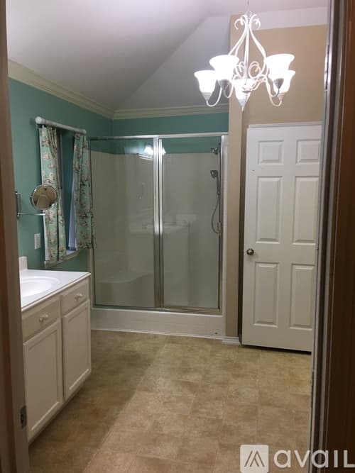 North Richland Hills House: 6321 Pinehurst Dr