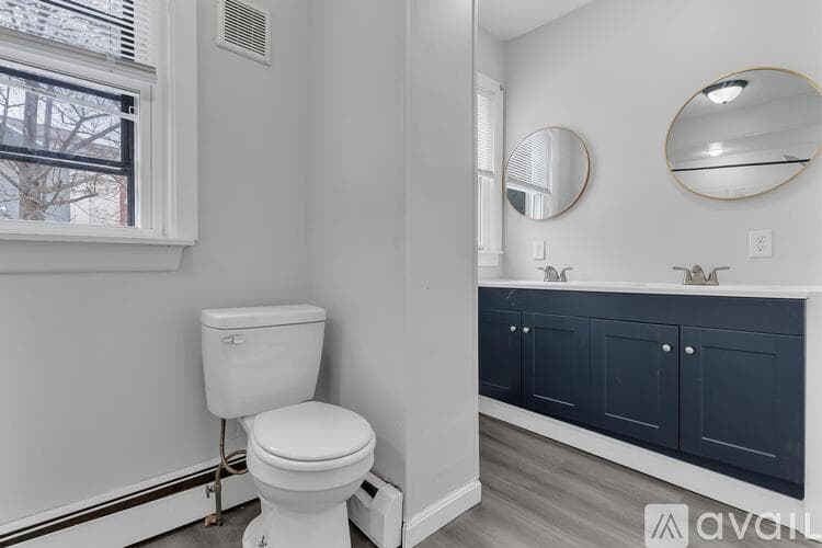 Woonsocket Apartment: 52 Bellevue Ave