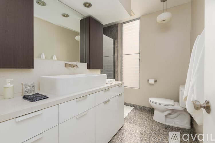 Malibu Condo: 18065 Coastline Dr