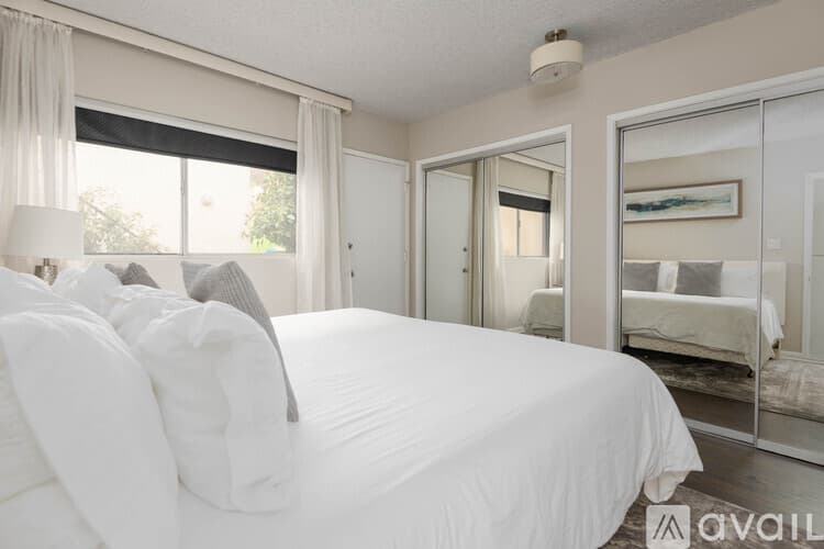 Malibu Condo: 18065 Coastline Dr