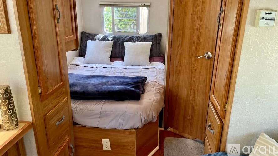 Topanga Apartment: 2535 Hawks Nest Trail