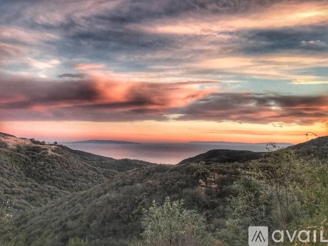 Topanga Apartment: 2535 Hawks Nest Trail