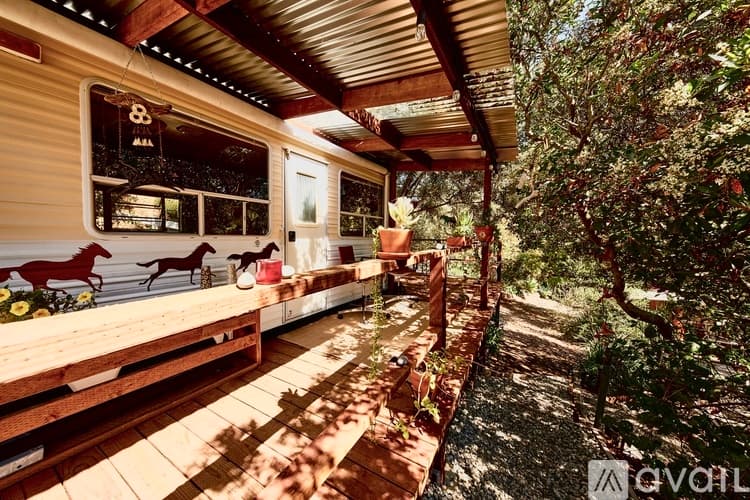 Topanga Apartment: 2535 Hawks Nest Trail
