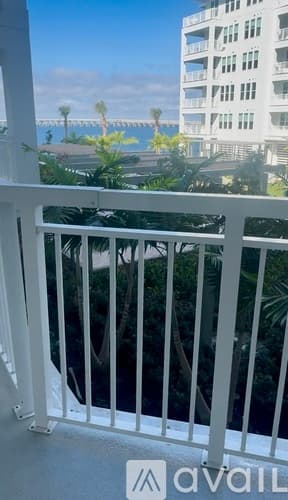 Tampa Apartment: 5430 W Tyson Ave