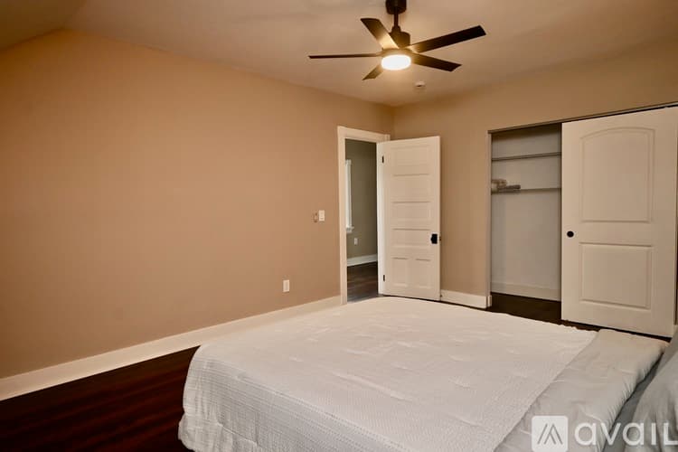 Cincinnati House: 2369 Park Ave
