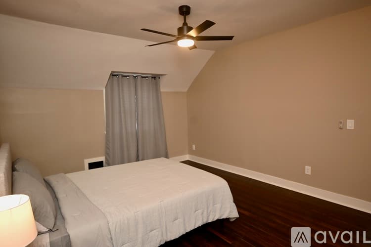 Cincinnati House: 2369 Park Ave