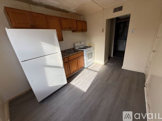 Carnot-Moon Townhome: 339 Hemlock Dr