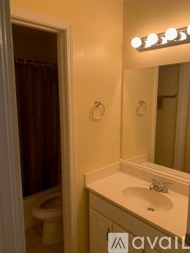 Atlanta House: 889 Beckwith St SW