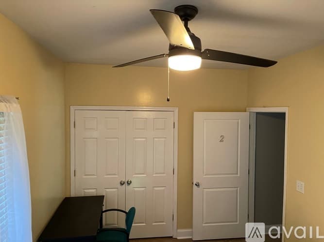 Atlanta House: 889 Beckwith St SW