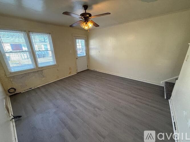 Carnot-Moon Townhome: 339 Hemlock Dr