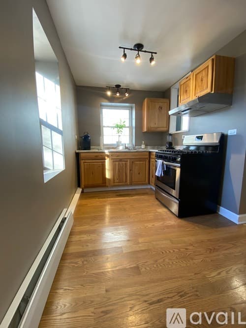 Evanston Apartment: 730 Wesley Avenue