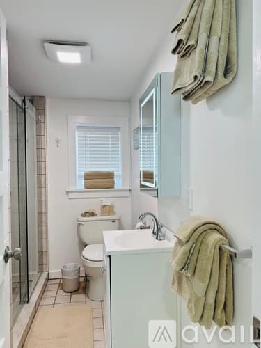 Milford Apartment: E Broadway