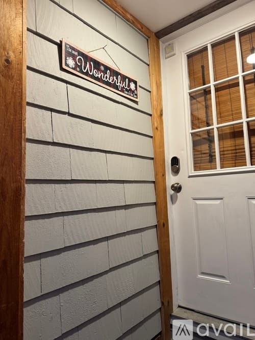 Milford Apartment: E Broadway