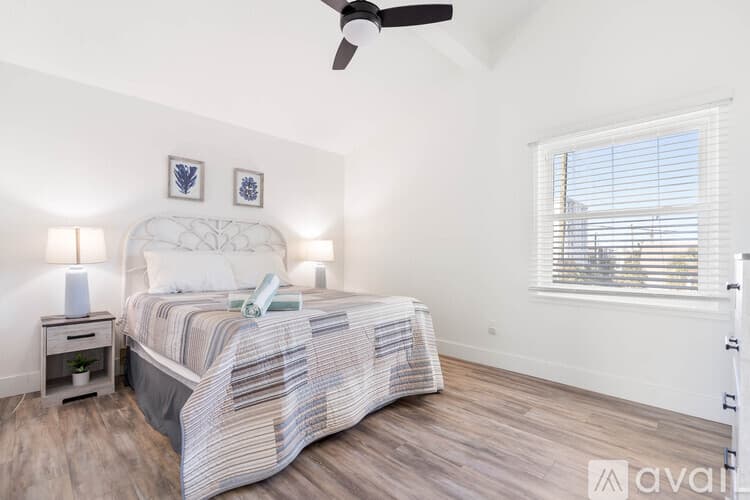 St. Pete Beach House: 113 4th Ave