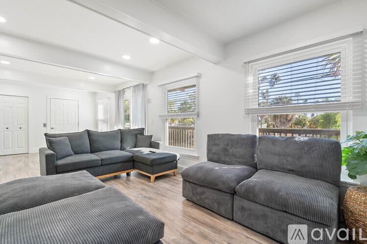 St. Pete Beach House: 113 4th Ave