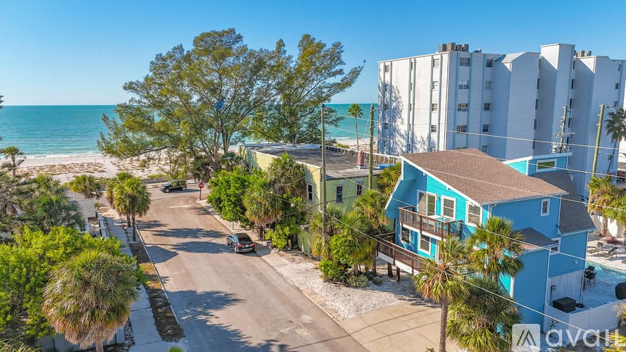 St. Pete Beach House: 113 4th Ave