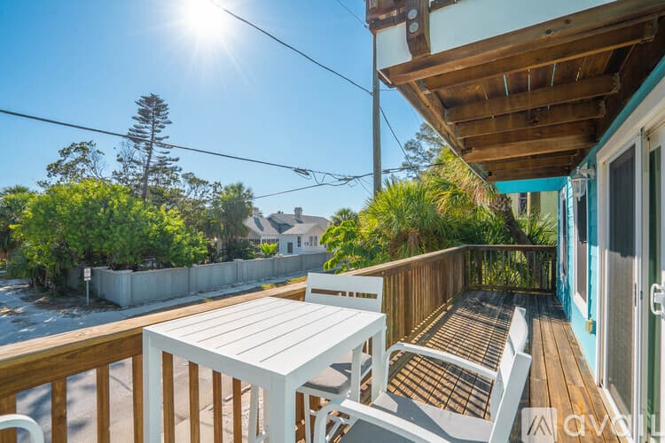 St. Pete Beach House: 113 4th Ave