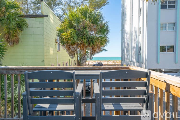 St. Pete Beach House: 113 4th Ave