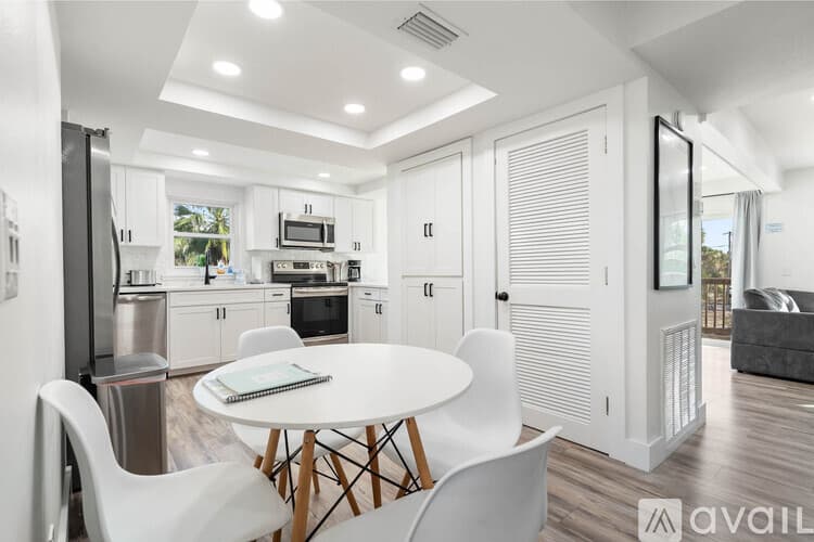 St. Pete Beach House: 113 4th Ave