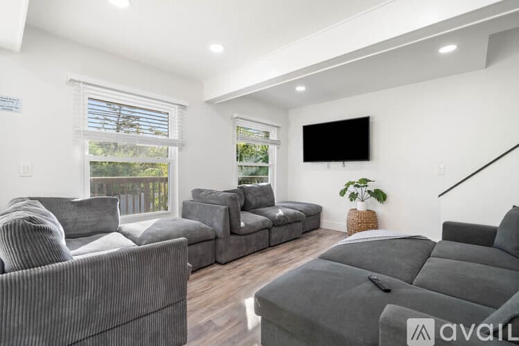 St. Pete Beach House: 113 4th Ave