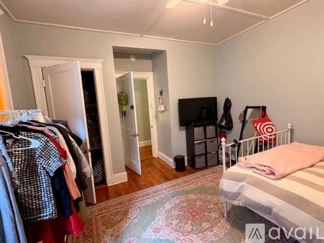 Boston Apartment: 131 Park Dr