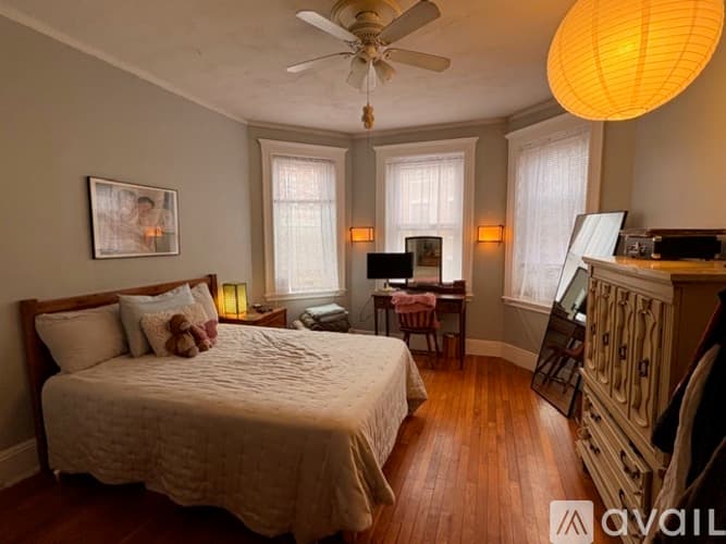 Boston Apartment: 131 Park Dr