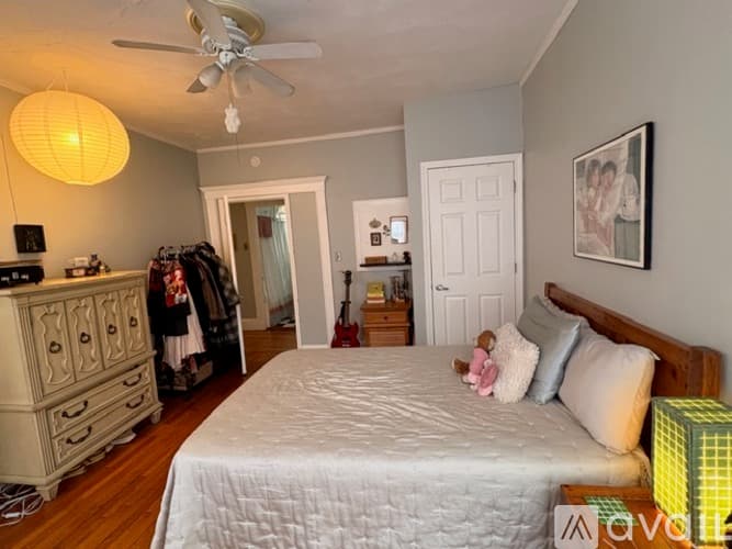 Boston Apartment: 131 Park Dr