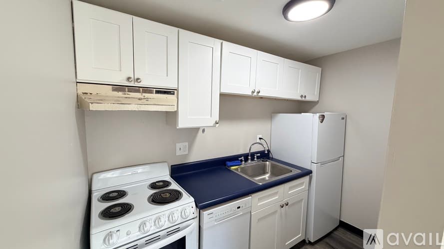 Pittsburgh Apartment: 5735 Kentucky Ave