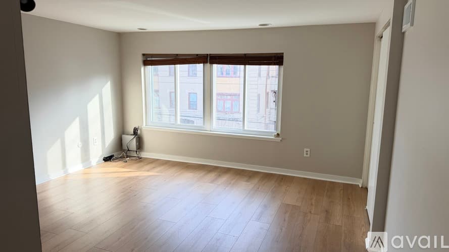Pittsburgh Apartment: 5735 Kentucky Ave