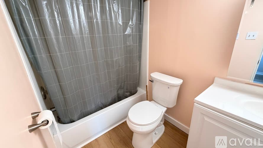 Pittsburgh Apartment: 5735 Kentucky Ave