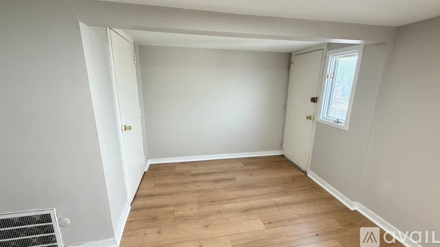 Pittsburgh Apartment: 5735 Kentucky Ave