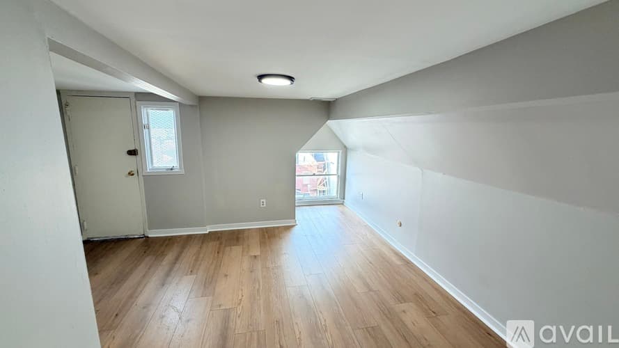 Pittsburgh Apartment: 5735 Kentucky Ave