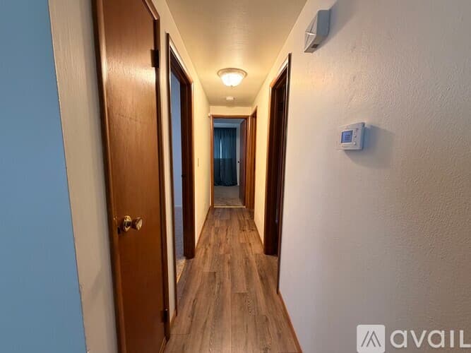 Pekin House: 4 Florentine Ct