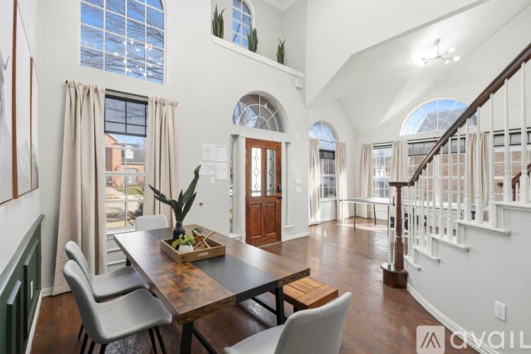 Haltom City House: 5717 Christy Ln