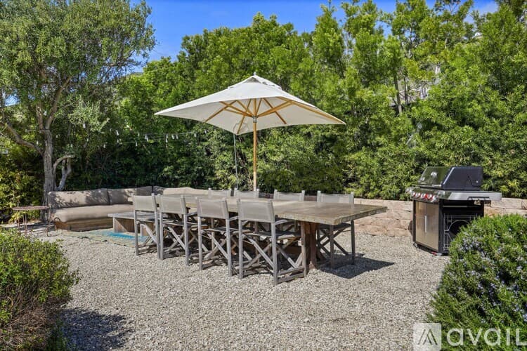 Malibu House: 30081 Harvester Rd