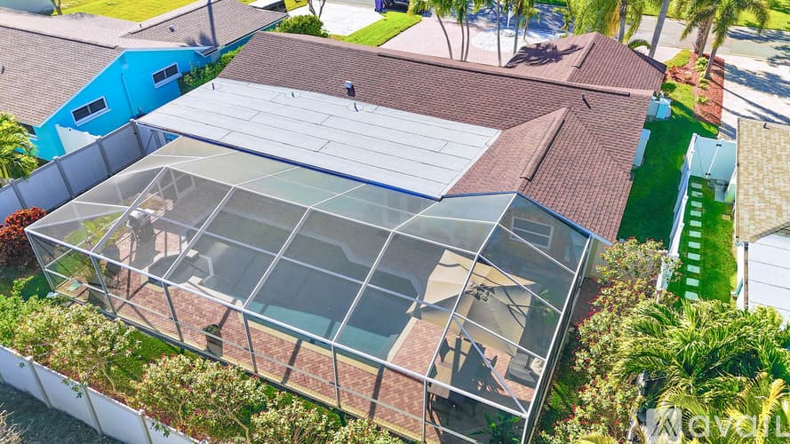 St. Pete Beach House: 3003 W Vina Del Mar Blvd