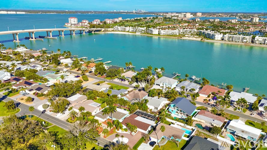 St. Pete Beach House: 3003 W Vina Del Mar Blvd