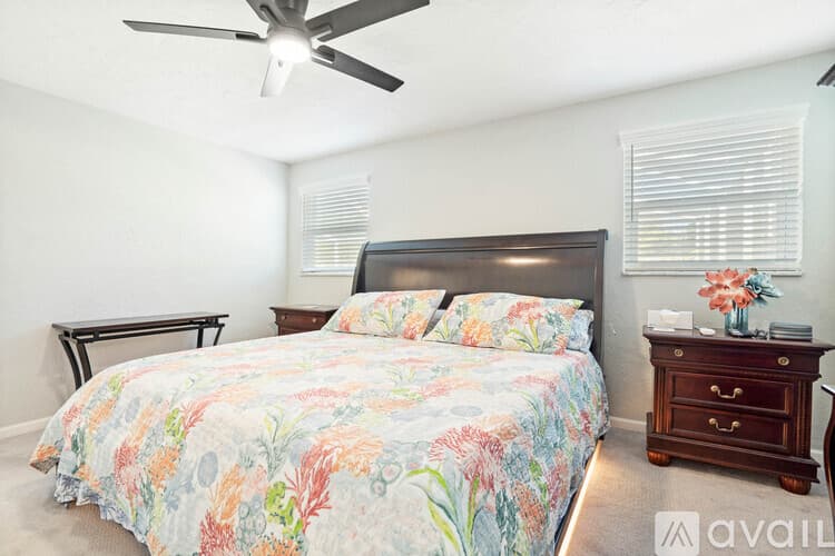 St. Pete Beach House: 3003 W Vina Del Mar Blvd